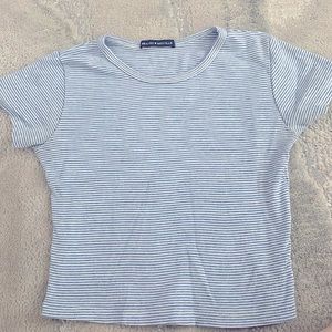 I am selling a brandy Melville shorts sleeve crop top